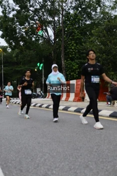 Runner Photo 4299936