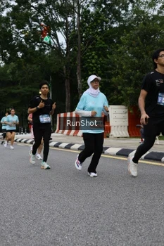 Runner Photo 4299937