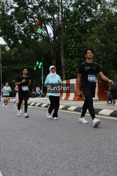 Runner Photo 4299940