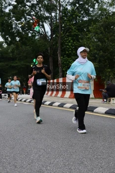 Runner Photo 4299942