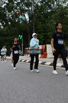 Runner Photo 4299945