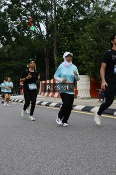 Runner Photo 4299948