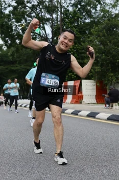 Runner Photo 4299989