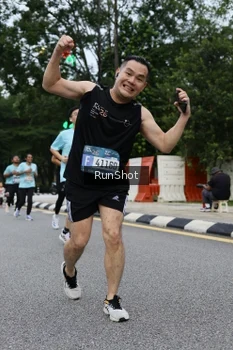 Runner Photo 4299992