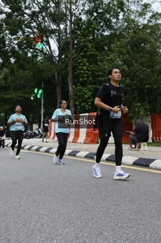 Runner Photo 4299999