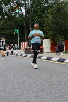Runner Photo 4300001