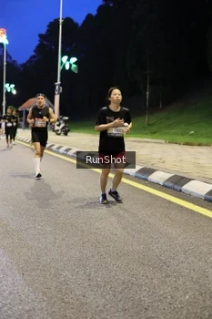 Runner Photo 4300011