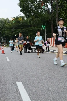 Runner Photo 4300028
