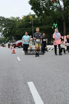 Runner Photo 4300040