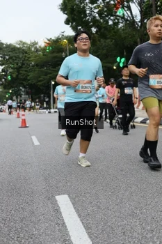Runner Photo 4300056