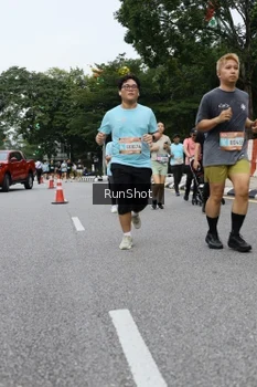 Runner Photo 4300058