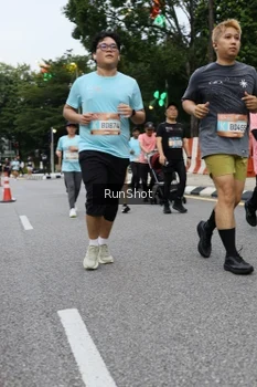 Runner Photo 4300059