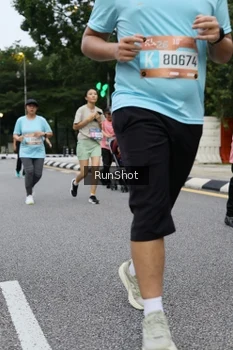 Runner Photo 4300063