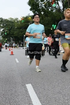 Runner Photo 4300065