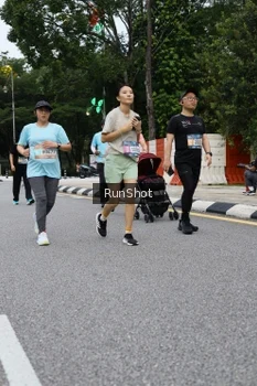 Runner Photo 4300070