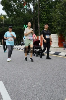 Runner Photo 4300073