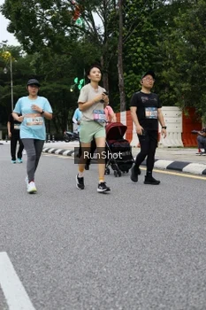 Runner Photo 4300074
