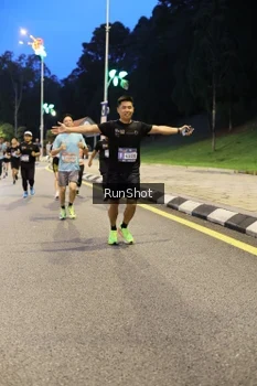 Runner Photo 4300076