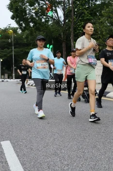 Runner Photo 4300080