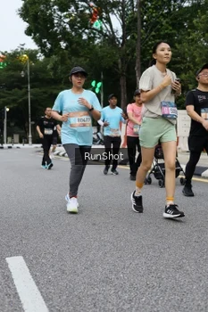 Runner Photo 4300086