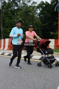 Runner Photo 4300088