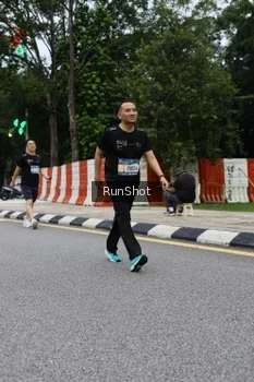 Runner Photo 4300110