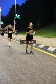 Runner Photo 4300119