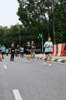 Runner Photo 4300164