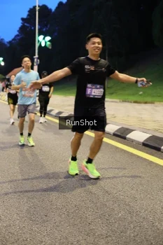 Runner Photo 4300181