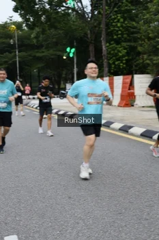 Runner Photo 4300187