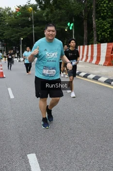 Runner Photo 4300202