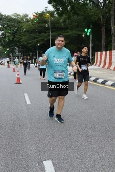 Runner Photo 4300205