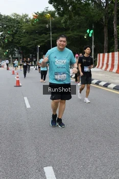 Runner Photo 4300206