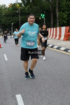 Runner Photo 4300207