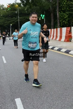 Runner Photo 4300212