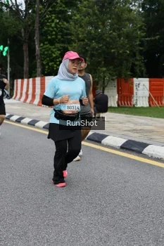 Runner Photo 4300225