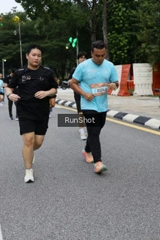 Runner Photo 4300228