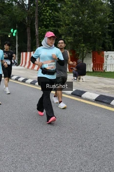 Runner Photo 4300230