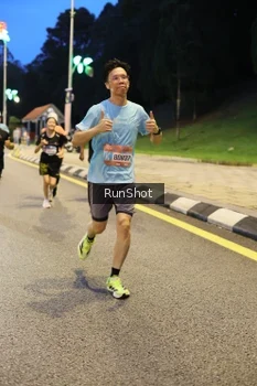 Runner Photo 4300233
