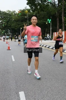Runner Photo 4300239