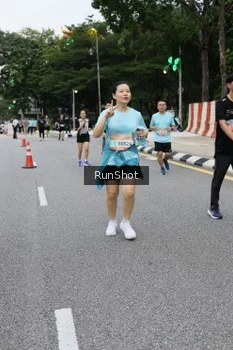 Runner Photo 4300249