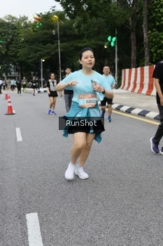 Runner Photo 4300251