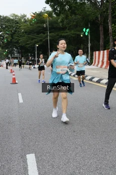 Runner Photo 4300256