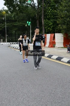 Runner Photo 4300264