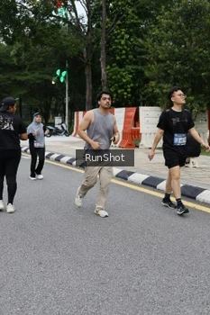 Runner Photo 4300279
