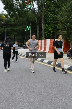Runner Photo 4300281