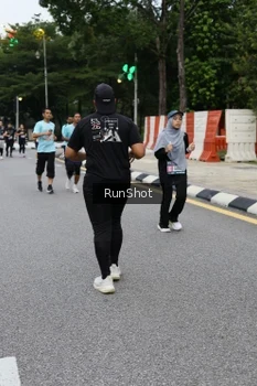 Runner Photo 4300284