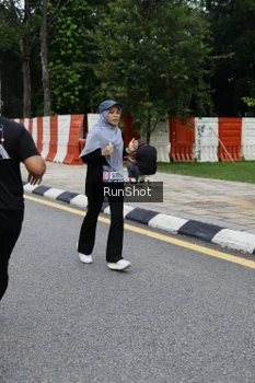 Runner Photo 4300295