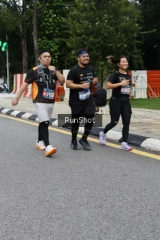 Runner Photo 4300339