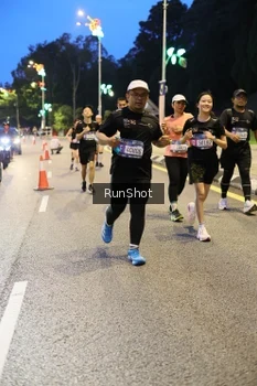 Runner Photo 4300348
